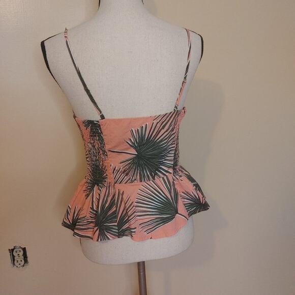 A New Day Size Medium Pink Green Palm Cropped Peplum Summer Beach Vacation Top - Picture 2 of 12